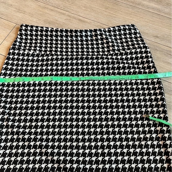 Houndstooth Pencil Skirt, Midi Length Black and White Jersey Knit Midi Skirt, 6 - Picture 7 of 9